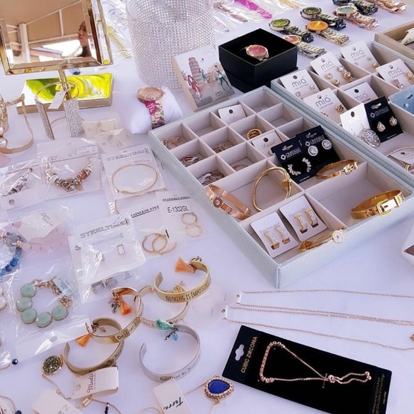 ςհσԹ ʍψ ɓσմϯίզմε @ϯεαɕα - Picture 14 of 16